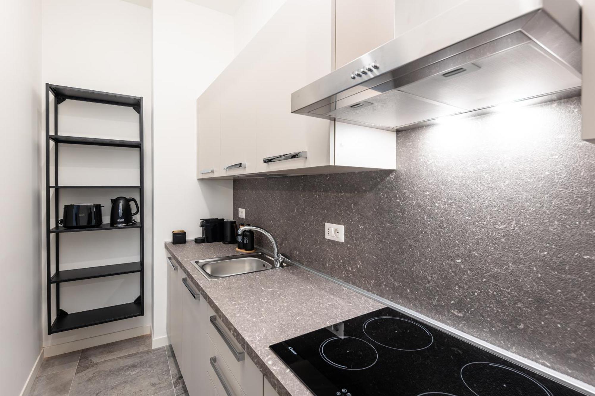 5' From Metro Lima, Design Studio Apartment Milan Exterior photo